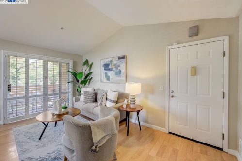 14835 14th St, San Leandro CA  94578-2996 exterior