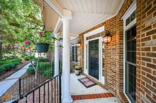 115 Royal Crest Cir, Kathleen, GA 31047-2144
