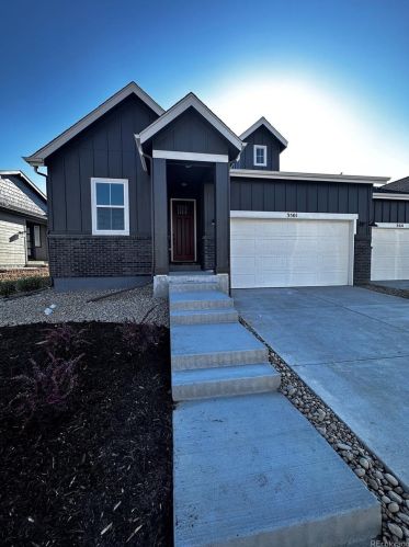 3501 Buchanan Way, Denver, CO 80019-3032