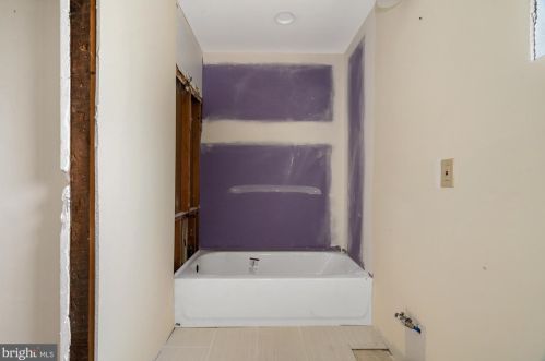 1435 Juniper St, Philadelphia PA 19147-4924 exterior