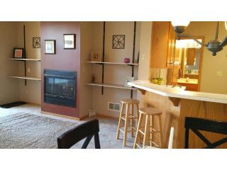 9265 Troon Ct, Saint Paul, MN 55125-7713