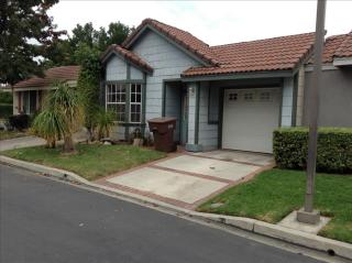 1627 Byron Ct, Pomona, CA 91768-1274