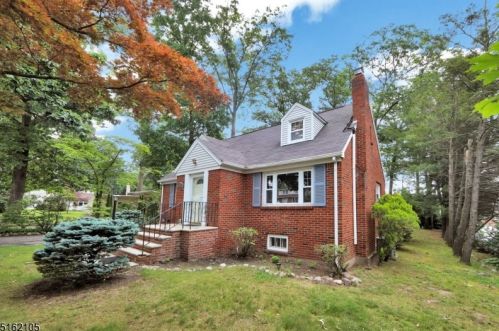 1057 Lafayette Ave Ext, Paterson, NJ 07506-2209