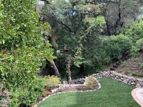 2036 Montecito Dr, Glendale CA  91208-1824 exterior