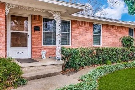1226 Oriole Ln, Garland, TX 75042-8023