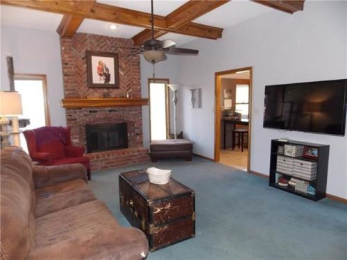 1024 Amesbury Ave, Liberty, MO 64068-3066