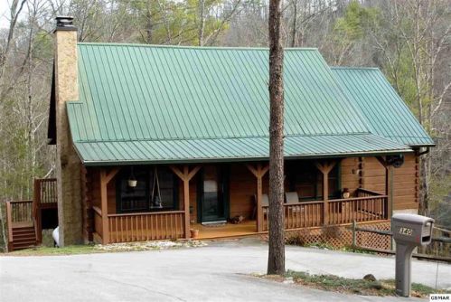340 Rainbow Cir, Townsend, TN 37882-3657
