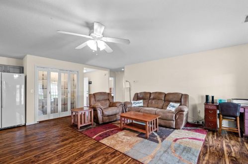 902 Pine Ave, Pendleton, MO 63383-7086