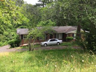 2647 Pierce Dr, Macon, GA 31204-1633