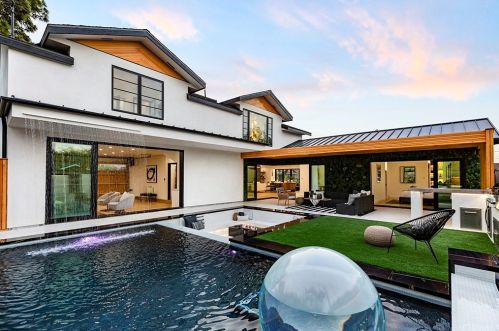 3152 Woodstock Rd, Los Alamitos CA  90720-4523 exterior