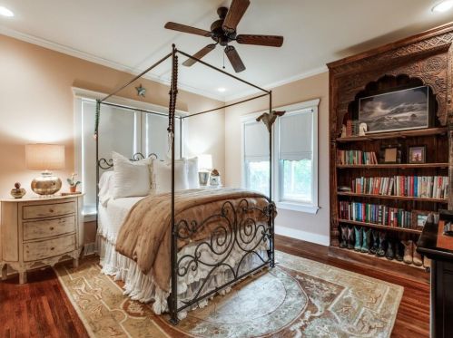 3701 Crestline Rd, Fort Worth TX  76107-3333 exterior