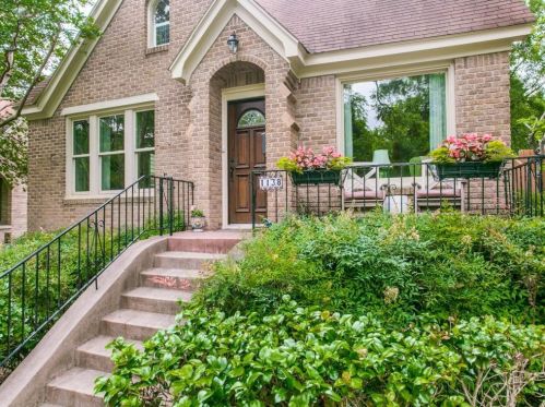 1138 Edgefield Ave, Dallas, TX 75208-3623