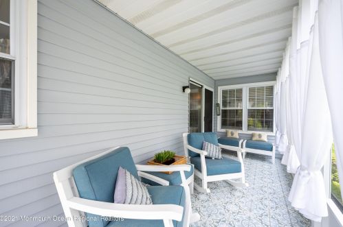 63 Dorset Rd, Lakehurst NJ  08759-6822 exterior