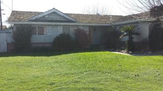 2923 Harter Ave, Visalia, CA 93277-6037