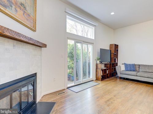 5271 Bradgen Ct, Springfield VA  22151-3505 exterior