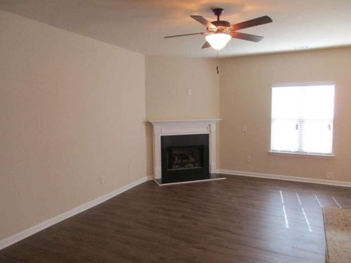 2723 Morgan Glen Rd, Buford GA  30519-3034 exterior
