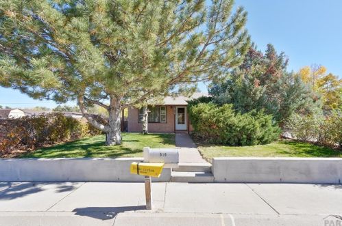616 Ardath Ln, Pueblo, CO 81005-1404