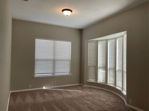 4603 Oakview Dr, Midlothian TX  76063-8105 exterior