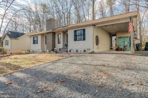 606 Mt Pleasant Dr, Locust Grove VA  22508-5112 exterior