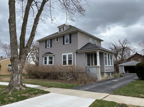 3827 Hollywood Ave, Brookfield, IL 60513-1721