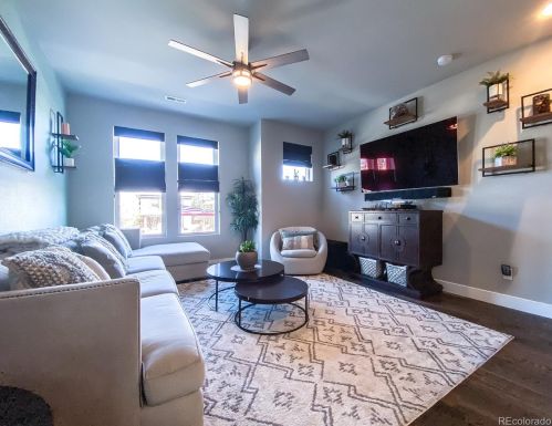 1057 Mariposa St, Denver CO  80204-3932 exterior