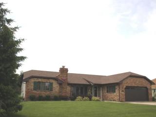 928 Bonnie Ln, Peotone, IL 60468-9422