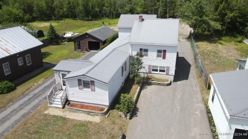 183 Bowdoin St, Millinocket, ME 04462-1642