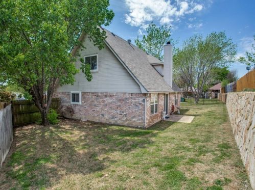 400 Scrub Oak Ct, Fort Worth TX  76108-4501 exterior