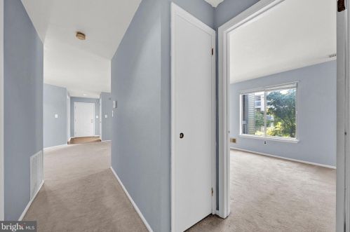 383 Silvia St, Trenton NJ 08628-3238 exterior