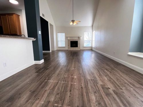1632 Goodwin Dr, Aubrey, TX 76227-5716