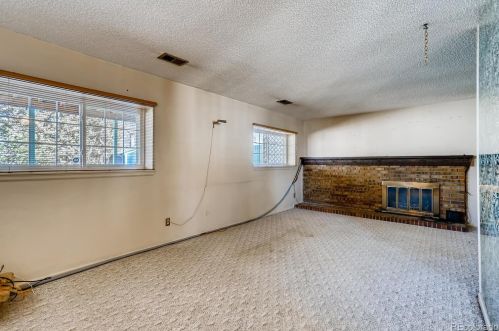 1595 Vaughn Cir, Aurora CO 80012-5316 exterior