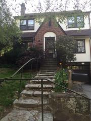 28 Valleywood Rd, Cos Cob CT  06807-2329 exterior