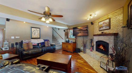 27884 Riverside Dr, Antioch, IL 60002-7337