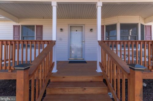 7053 Justin Ct, Remington, VA 22734-9410
