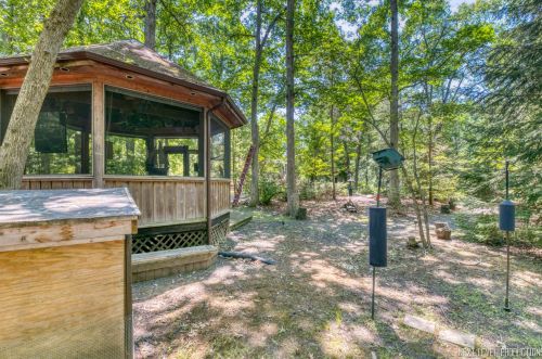 2740 Edgewood Ln, Bannockburn IL  60015-1617 exterior