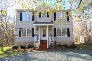 16 Sandy Beach Ct, Bybee, VA 22963-3360
