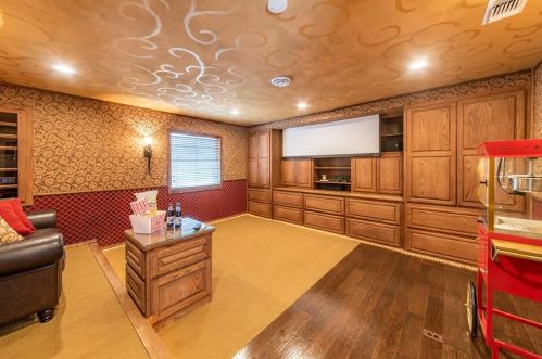 3609 Cimarron Dr, Carrollton TX 75007-6304 exterior