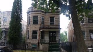822 Drake Ave, Chicago, IL 60651-4048