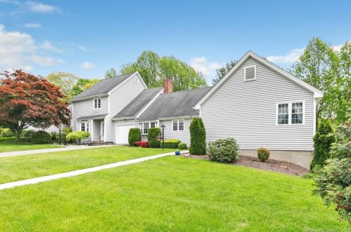 157 High Hl, Huntington, CT 06484-2861