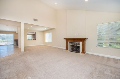 1074 Rimwood Dr, Anaheim, CA 92807-5036