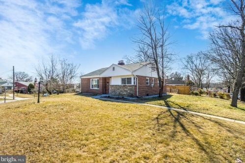 8107 Lockney Ave, Silver Spring MD 20912-7304 exterior