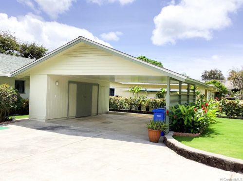 543 Pepeekeo Pl, Honolulu, HI 96825-1121