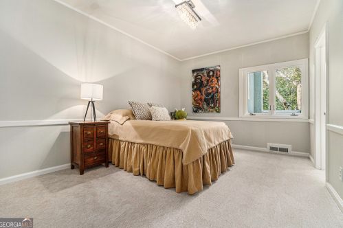 887 Berkshire Rd, Atlanta GA  30324-4929 exterior