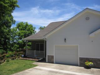 150 Rose Dr, Fort Donelson National Milit, TN 37058-3063