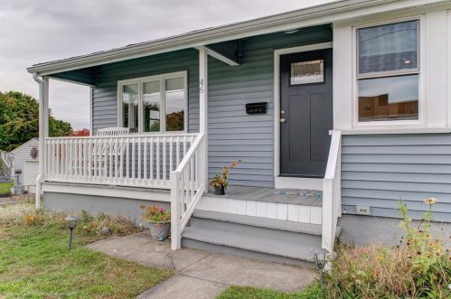 46 Lepes Rd, Tiverton, RI 02878-1302