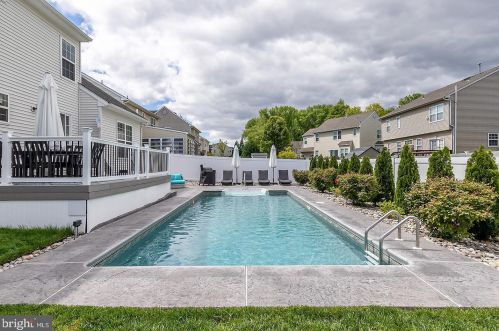 956 Ashburn Way, Auburn, NJ 08085-4025