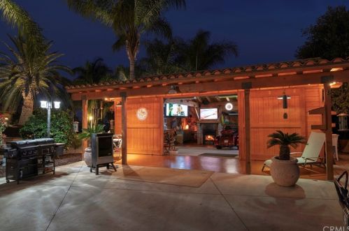 1559 Heather Ln, Riverside CA exterior