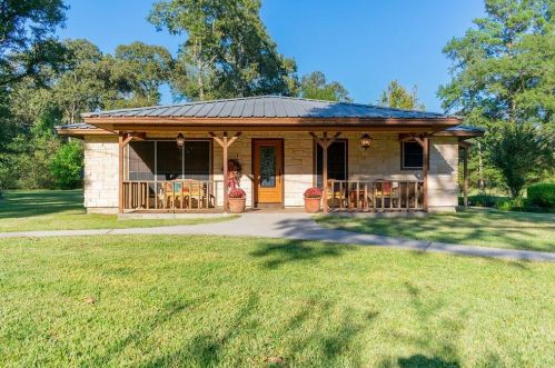 15302 Ben Wiggins Rd, Conroe, TX 77303-4804