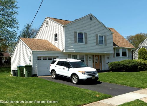 26 Phillips Rd, Edison, NJ 08817-4611