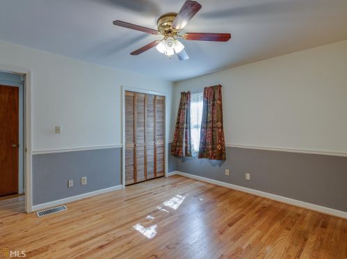 3032 Bobolink Dr, Rex GA exterior